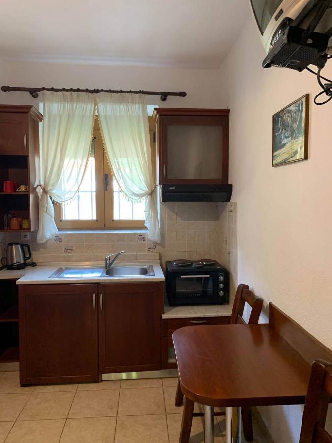 Alexandros Apartment Loutraki  Ngoại thất bức ảnh