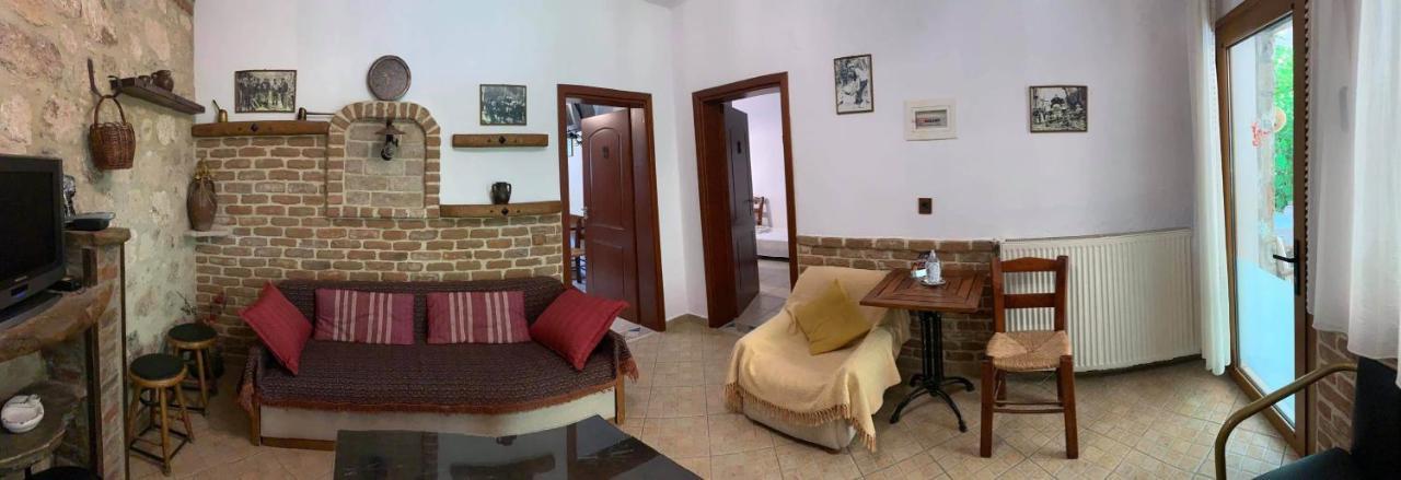 Alexandros Apartment Loutraki  Ngoại thất bức ảnh