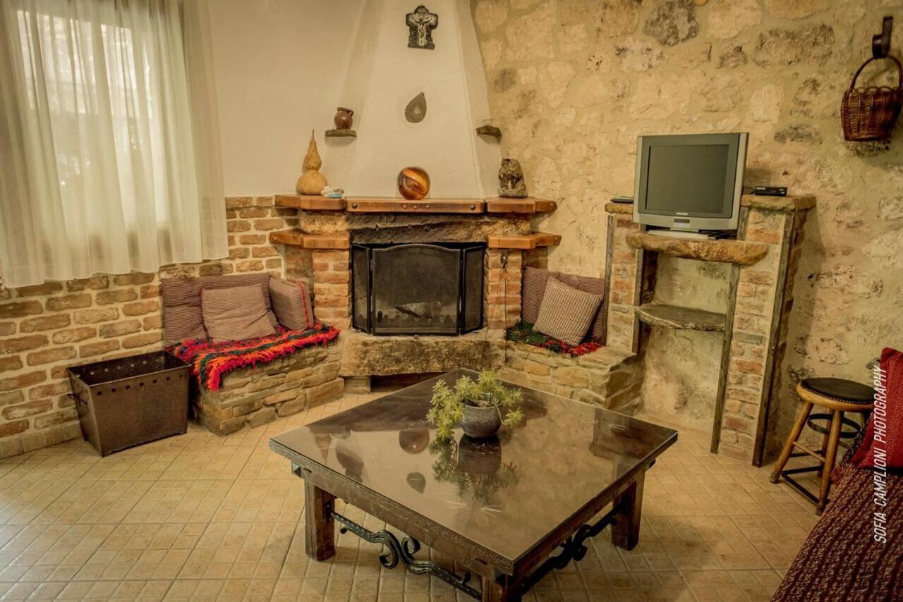 Alexandros Apartment Loutraki  Ngoại thất bức ảnh